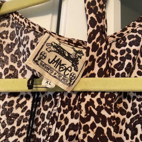 Jaase Leopard romper - Picture 3 of 3